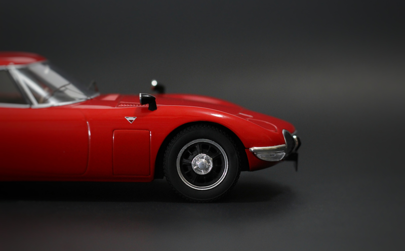 Illustration for article titled Car Week: 1/18 Triple9 Toyota 2000 GT